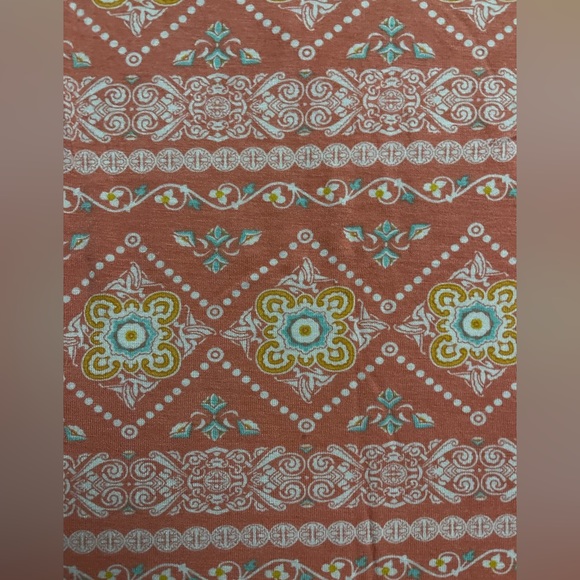 Shirt - Picture 3 of 3